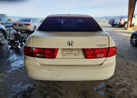 2005 Honda Accord Hybrid z USA, uszkodzony, nr VIN JHMCN36445C013350